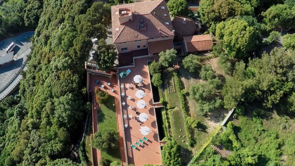 Hotel La Vedetta リヴォルノ エクステリア 写真
